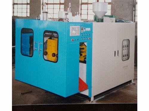 大型吹塑（sù）機