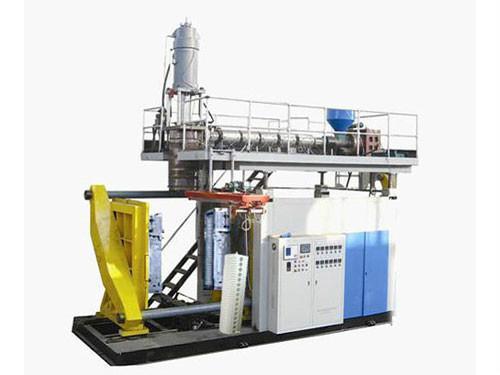  如何選擇高性能的交（jiāo）通設施吹塑（sù）機？